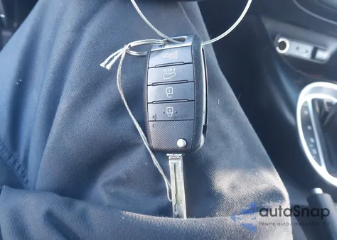 2018 Kia Soul + z USA, uszkodzony, nr VIN KNDJP3A5XJ7592575